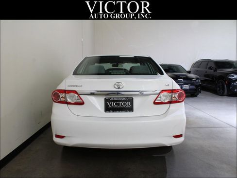 Used 2011 Toyota Corolla LE image 9