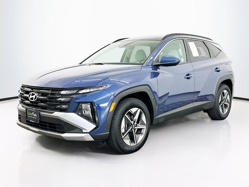 Used 2025 Hyundai Tucson SEL AWD/4WD image 3