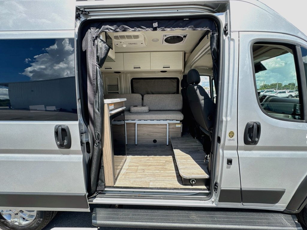 Used 2025 RAM ProMaster 1500 w/ Quick Order Package 22H SLT+ FWD image 29