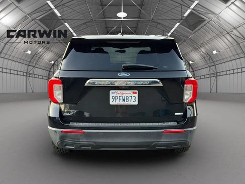 Used 2020 Ford Explorer XLT w/ Comfort Package AWD/4WD image 6