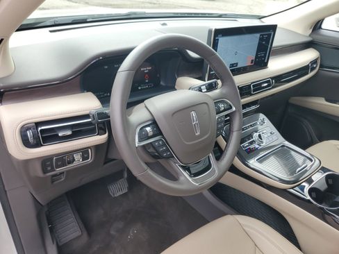 Certified 2023 Lincoln Nautilus Reserve AWD/4WD image 13