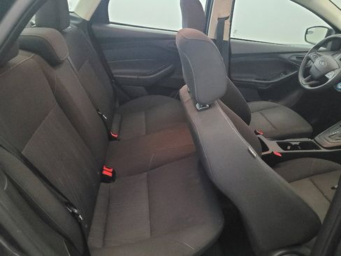 Used 2017 Ford Focus S FWD image 19