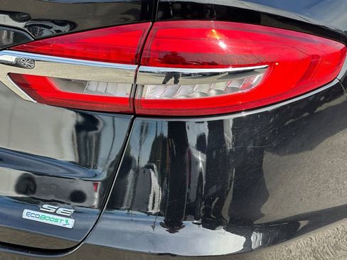 Used 2019 Ford Fusion SE image 29