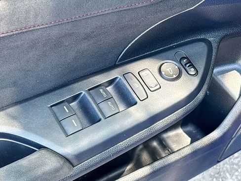 Used 2018 Honda Civic Type R image 18