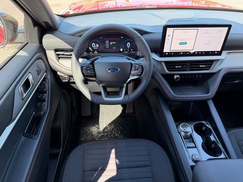 New 2026 Ford Explorer ST-Line w/ ST-Line Street Pack image 16