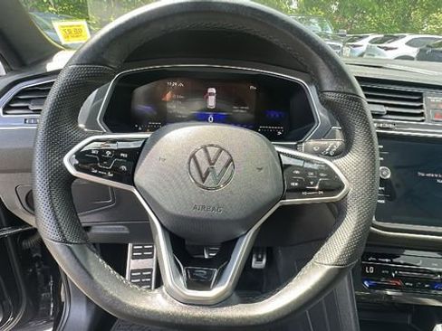 Used 2024 Volkswagen Tiguan SE R-Line AWD/4WD image 14