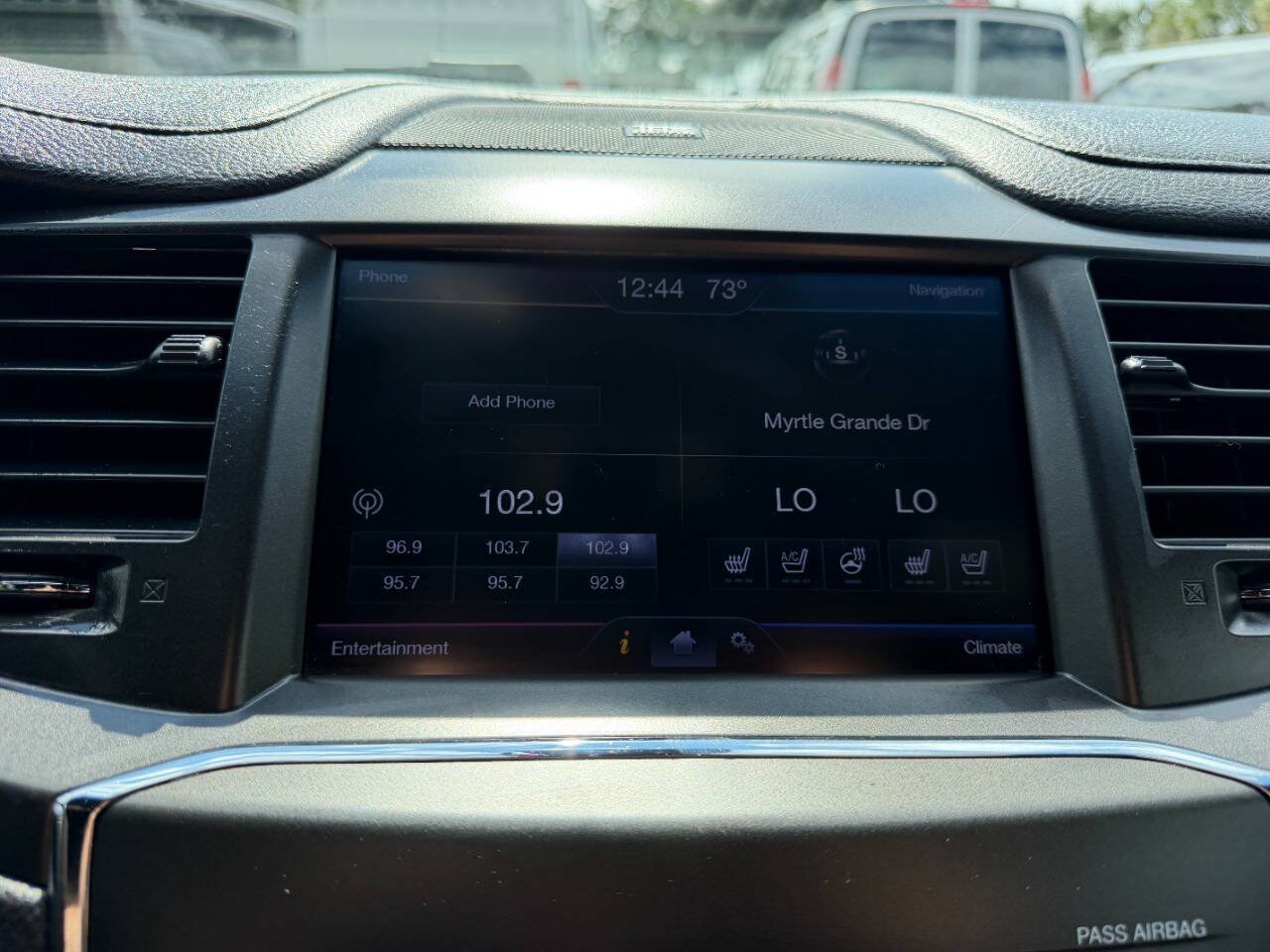 Used 2013 Lincoln MKS AWD image 21