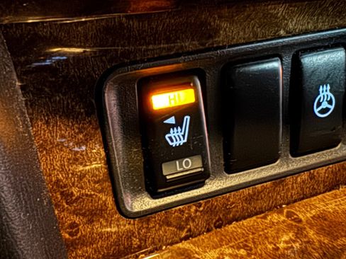 Used 2016 INFINITI QX80 Limited w/ Driver's Assistance Package image 31