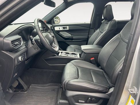 Used 2022 Ford Explorer ST w/ Equipment Group 401A AWD/4WD image 6