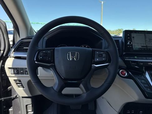 New 2026 Honda Odyssey Touring image 38
