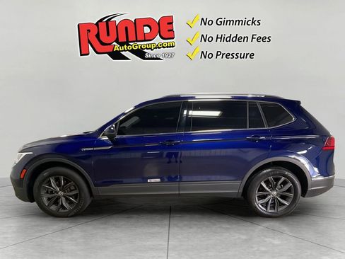 Used 2022 Volkswagen Tiguan SE image 2