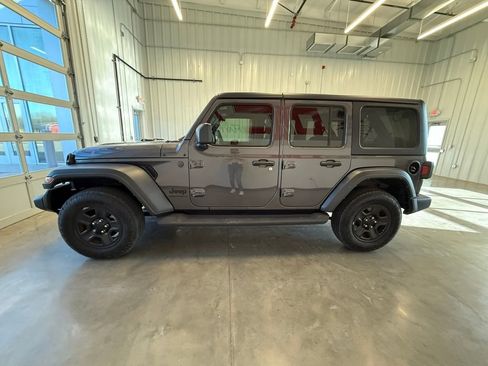 Used 2024 Jeep Wrangler Sport image 8