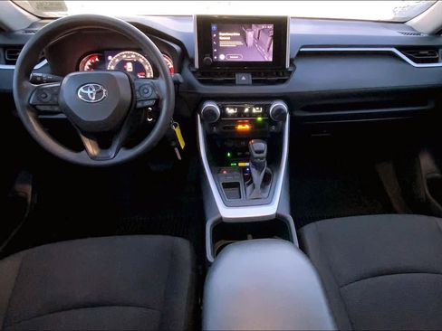 Used 2024 Toyota RAV4 LE image 15