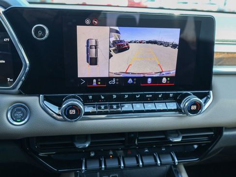 New 2026 GMC Canyon Denali image 16