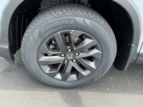 Used 2023 Honda Ridgeline Sport image 12