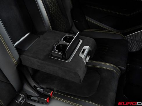 Used 2024 Lamborghini Urus Performante image 43