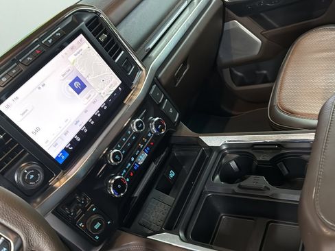 Certified 2024 Ford F250 King Ranch w/ Chrome Package AWD/4WD image 20