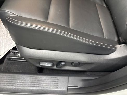 Used 2021 Nissan Rogue SL FWD image 18