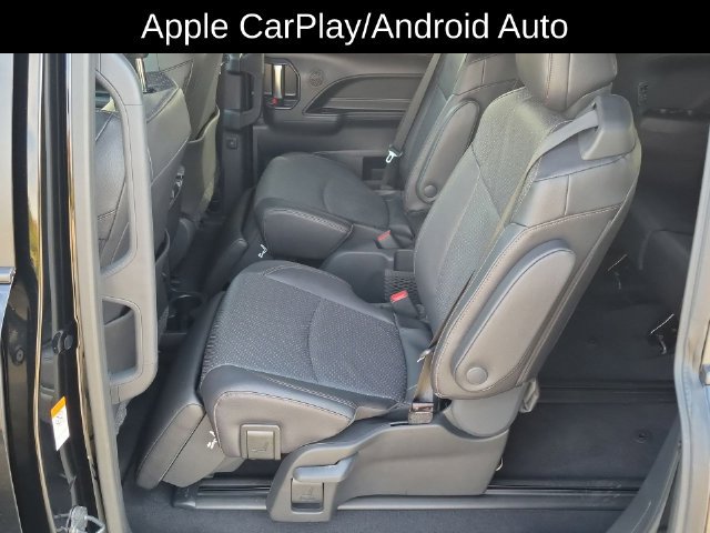 Used 2026 Toyota Sienna Limited AWD/4WD image 25