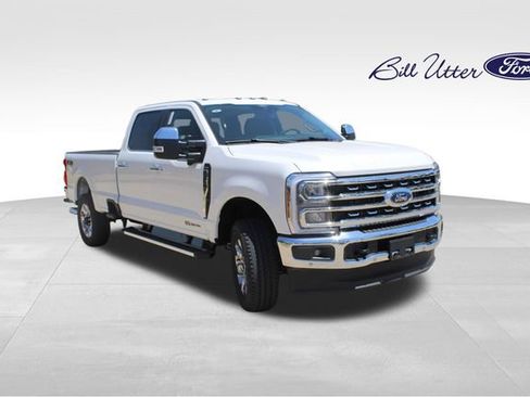 New 2026 Ford F350 Lariat w/ Lariat Premium Package AWD/4WD image 2