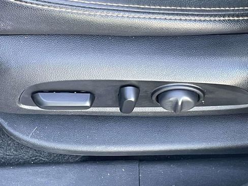 Used 2021 GMC Terrain SLT w/ Infotainment Package II image 14