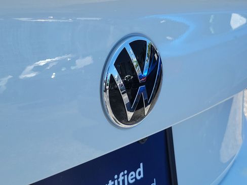 Certified 2024 Volkswagen Jetta S FWD image 9