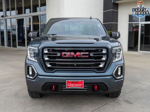 Used 2019 GMC Sierra 1500 AT4 w/ AT4 Premium Package image 2