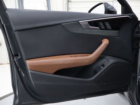 Used 2020 Audi A4 2.0T Premium w/ Convenience Package image 12