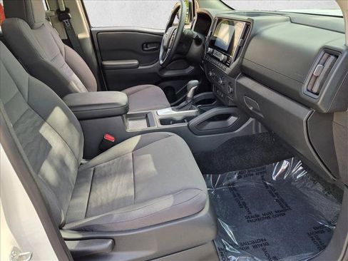 Certified 2025 Nissan Frontier S RWD image 19