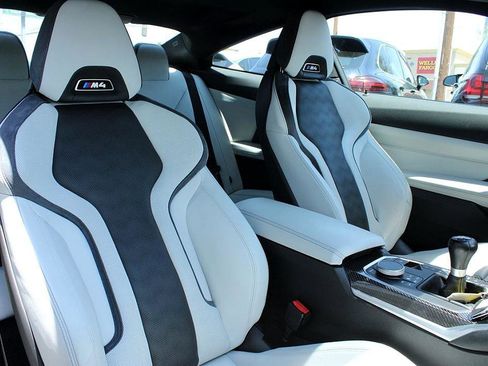 Used 2021 BMW M4 Coupe image 22