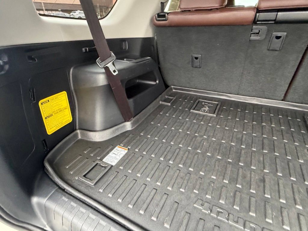 Used 2023 Toyota 4Runner Limited AWD/4WD image 52