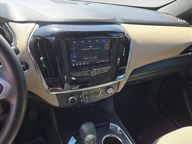 Used 2023 Chevrolet Traverse LS FWD image 13