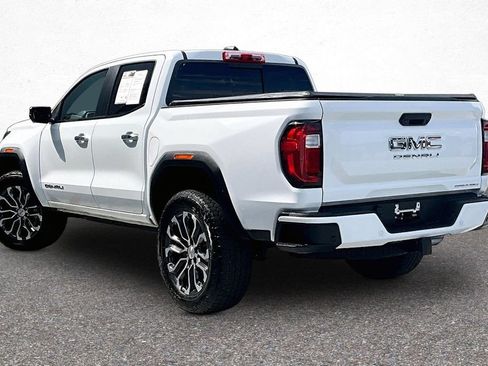 Used 2025 GMC Canyon Denali AWD/4WD image 5