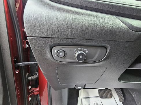 Used 2024 Buick Encore GX Sport Touring image 21