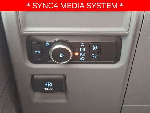 Used 2023 Ford F150 XLT image 23