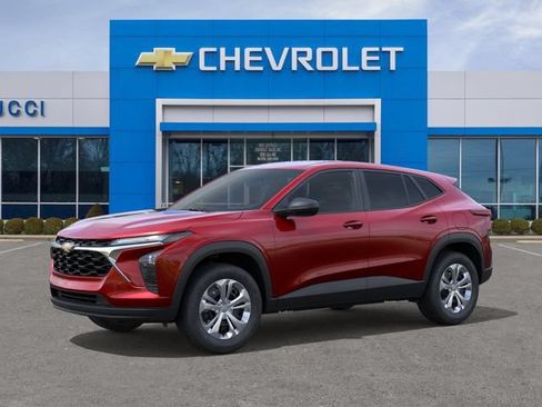 New 2026 Chevrolet Trax LS FWD image 2