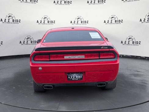 Used 2014 Dodge Challenger R/T image 5