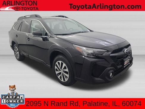 Used 2025 Subaru Outback Premium AWD/4WD image 1