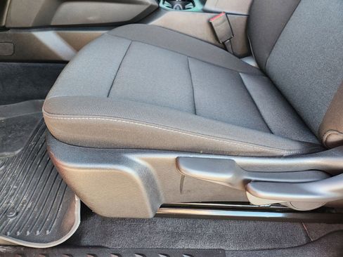 Used 2025 Chevrolet Colorado Trail Boss image 28