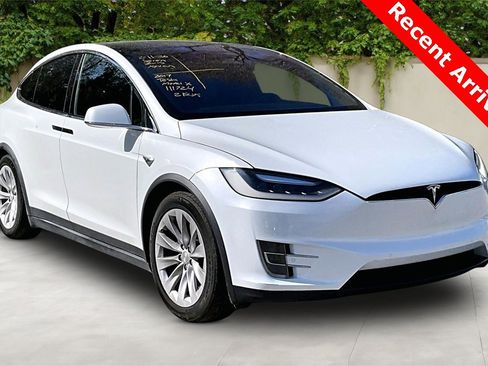 Used 2017 Tesla Model X 100D image 1