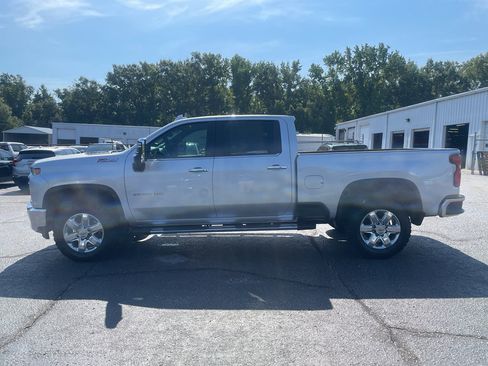 Certified 2022 Chevrolet Silverado 2500 LTZ w/ LTZ Premium Package AWD/4WD image 1