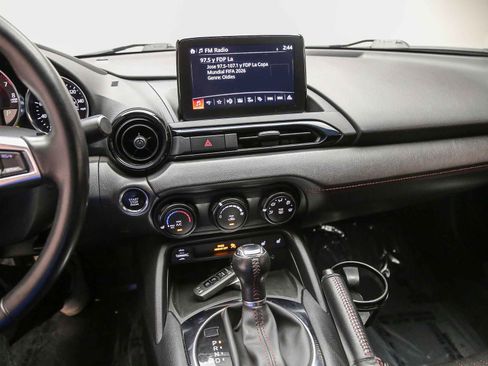 Used 2018 MAZDA MX-5 Miata RF Club RWD image 14