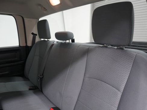 Used 2014 RAM 2500 Tradesman w/ Chrome Appearance Group RWD image 12