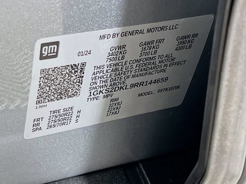 Used 2024 GMC Yukon Denali w/ Advanced Technology Package AWD/4WD image 36