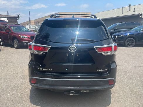 Used 2016 Toyota Highlander XLE AWD/4WD image 5