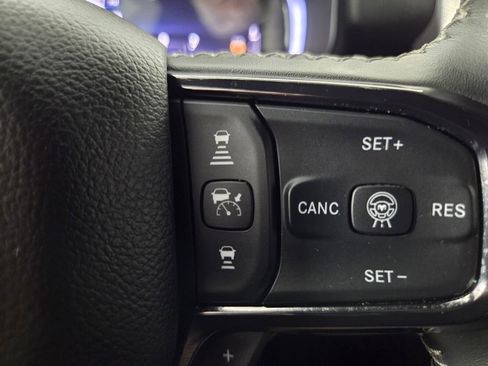 Used 2025 RAM 1500 Limited image 18