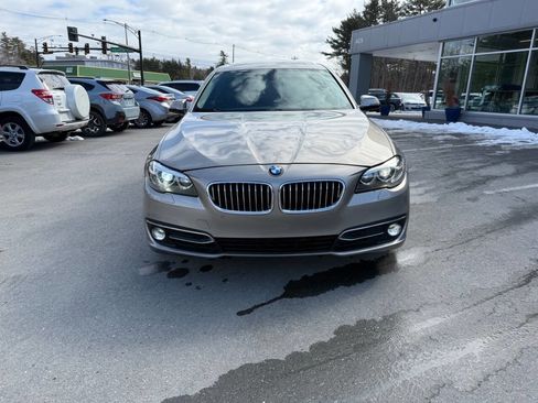 Used 2015 BMW 528i xDrive Sedan AWD/4WD image 3