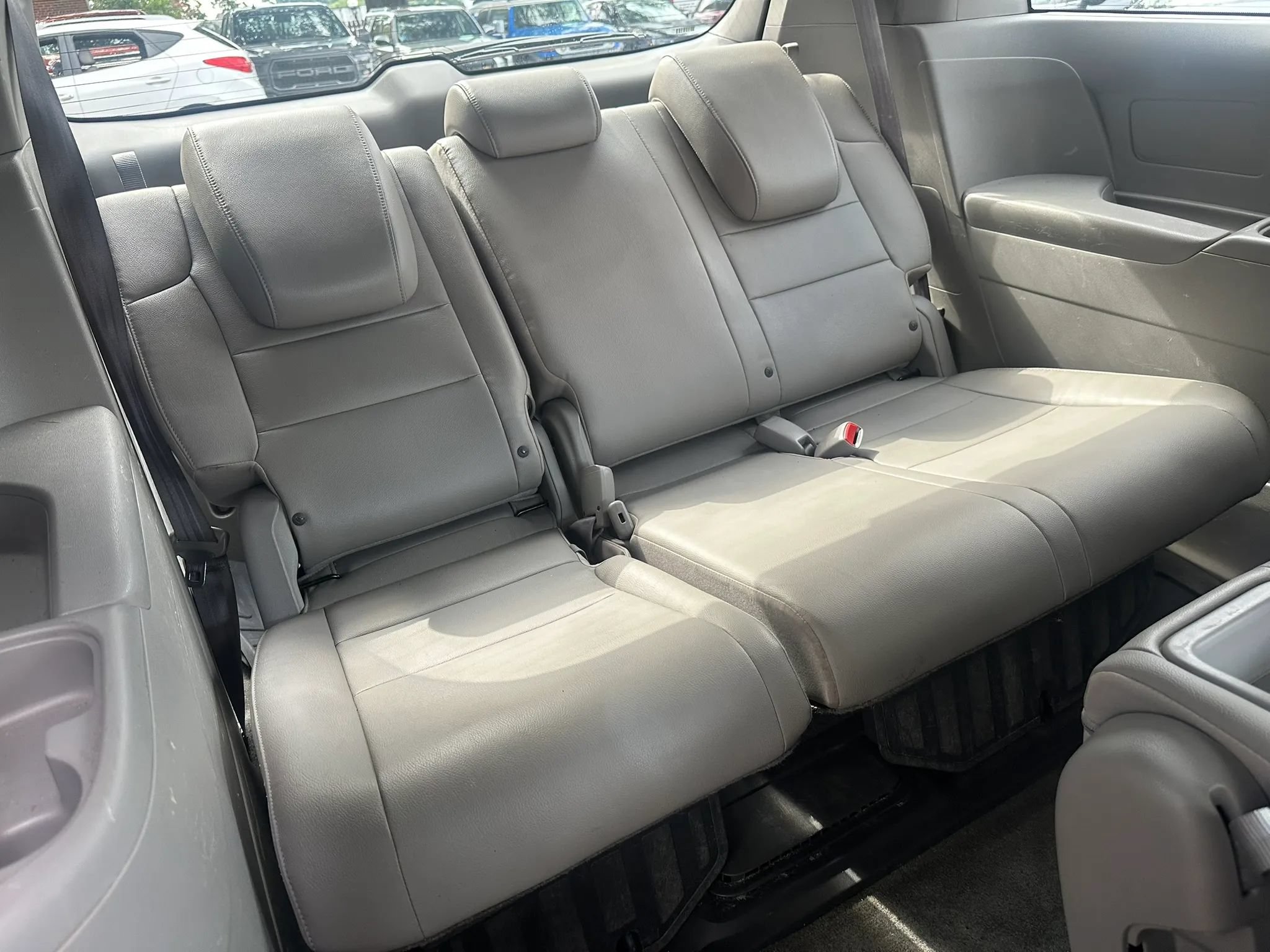 Used 2015 Honda Odyssey EX-L image 11