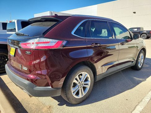 Used 2020 Ford Edge SEL w/ Convenience Package image 3