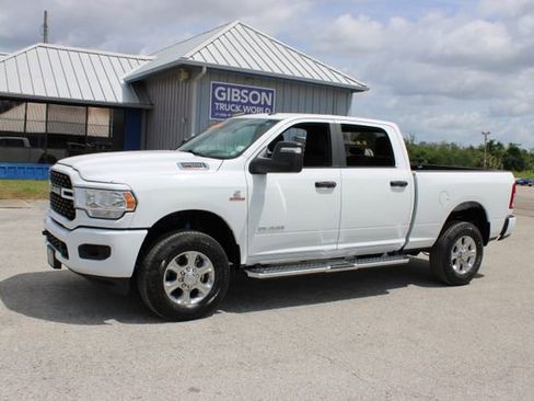 Used 2024 RAM 2500 Big Horn w/ Off Road Package image 5